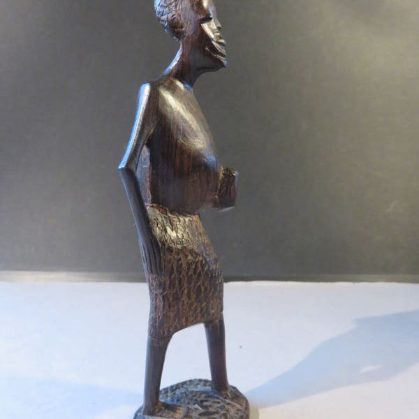 Beeldje Afrikaanse Vrouw , Bois d'Ebène , Afrikaanse Kunst , Ex Belgisch Congo , jaren '50