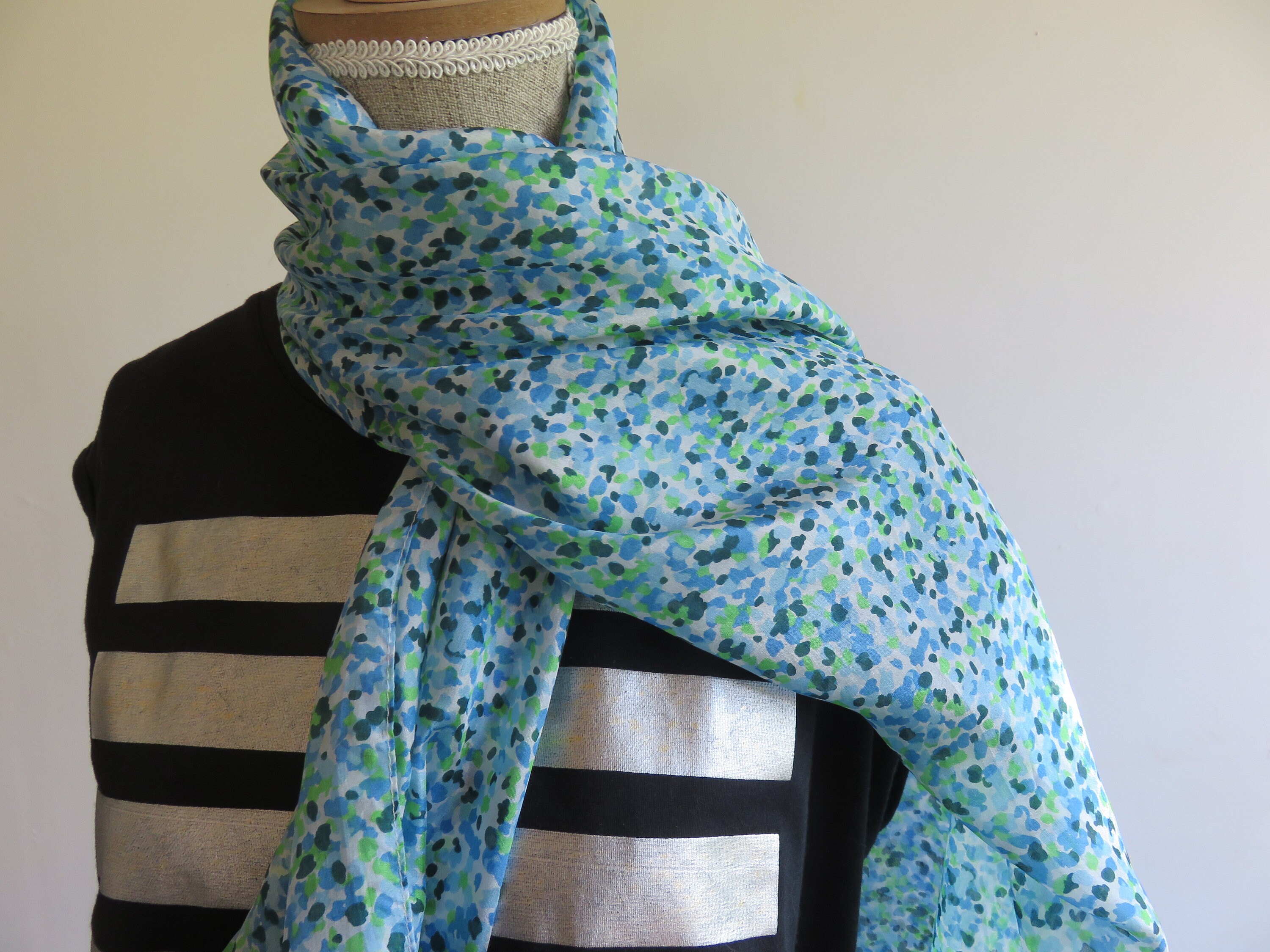 Foulards et écharpes en soie de luxe - Malfroy - Maison Malfroy