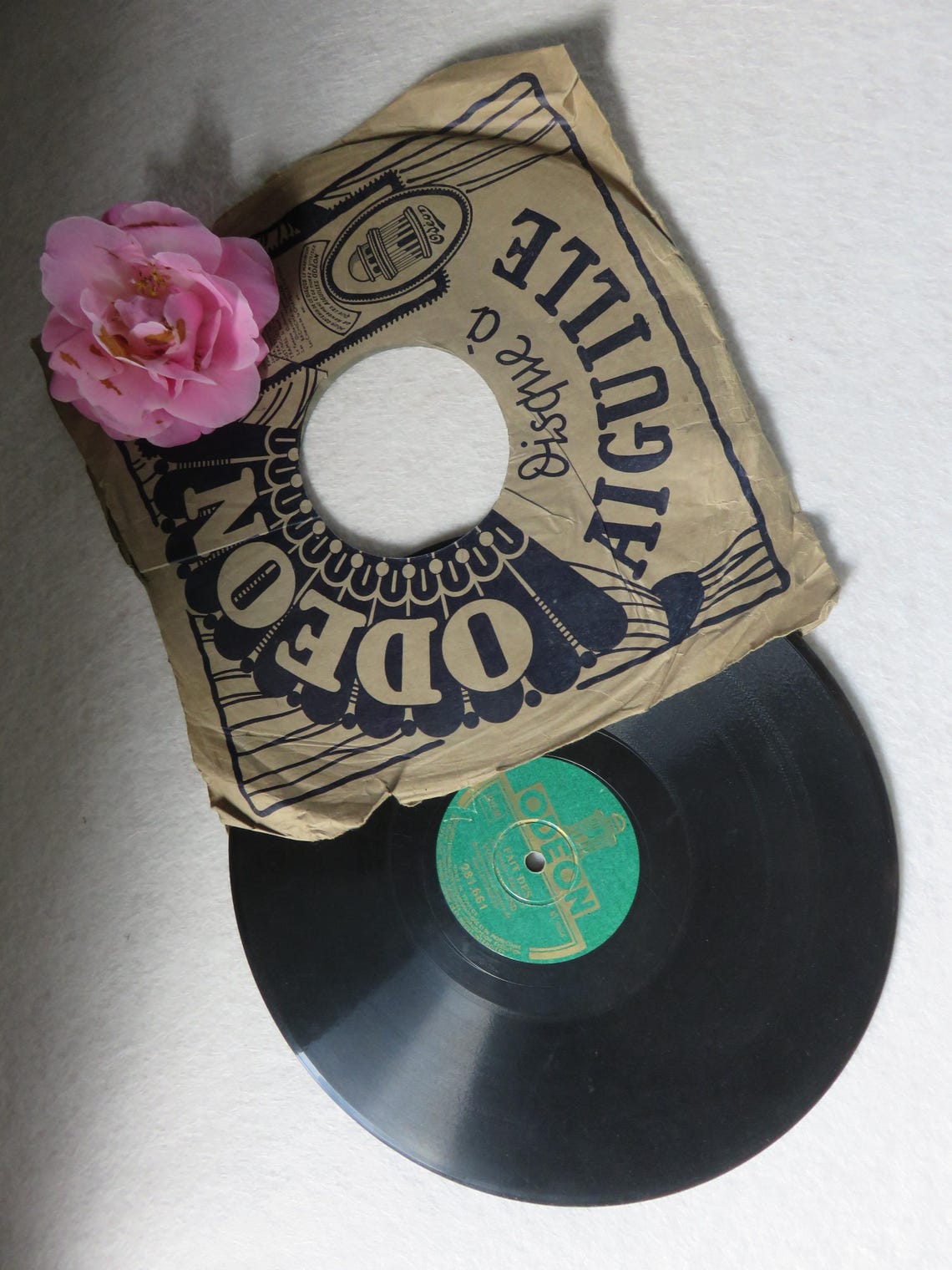 Disque Vinyle Ancien, Disque Phonographe Odéon 281.661, 78T., France 1945 ,Yves Montand, foto 1 di 5