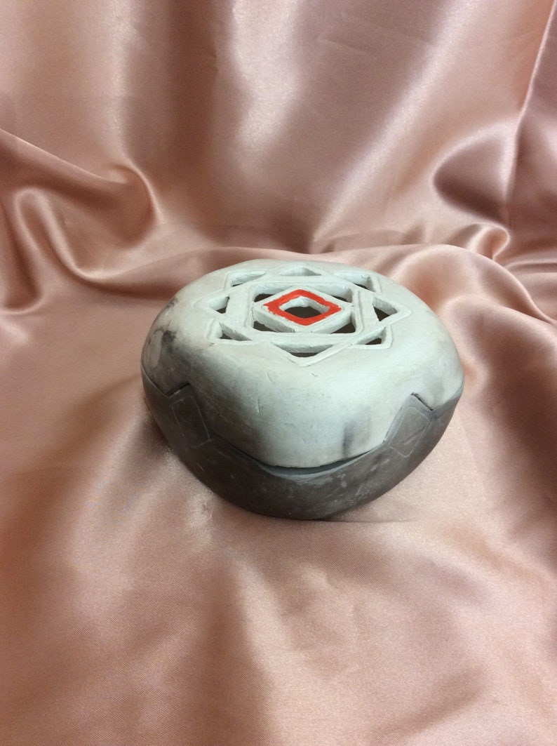 Potpourri pottery bowl with vented lid by K Tanno 1998 Etsy