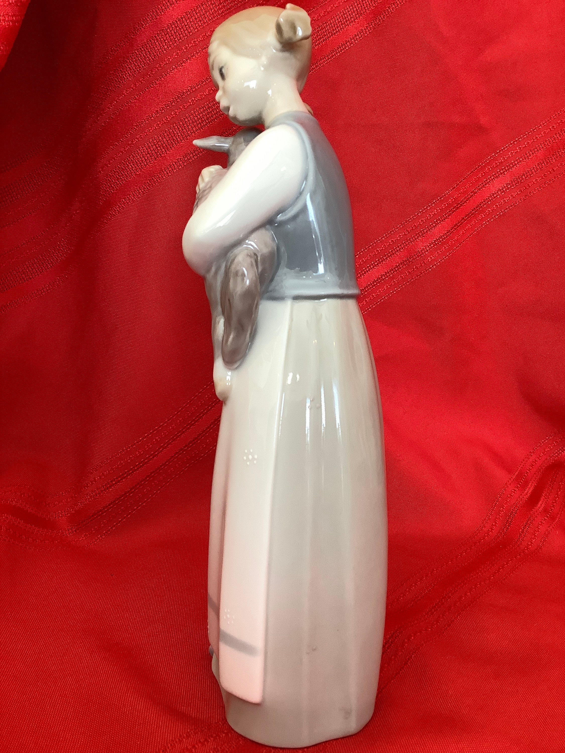 Lladro Figurine 1010 Girl With Lamb Retired 1994 Etsy