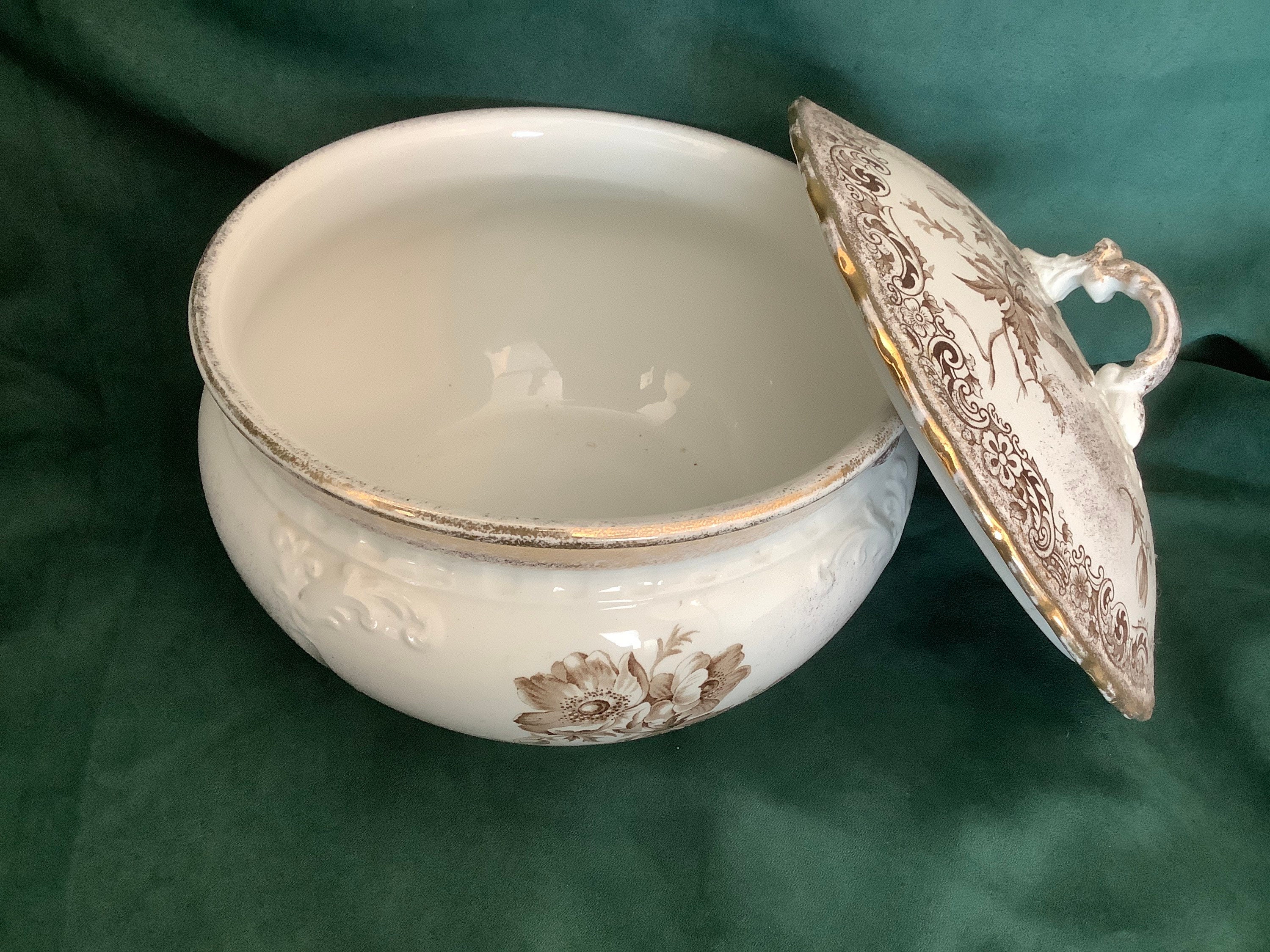 Wedgwood Royal Semiporcelain Lowell Chamber Pot With Lid Ca. Etsy