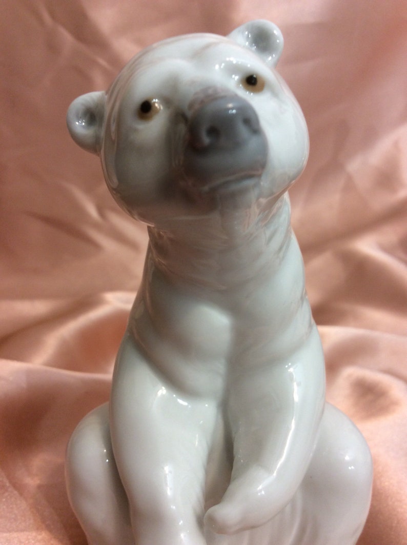 lladro bear figurine
