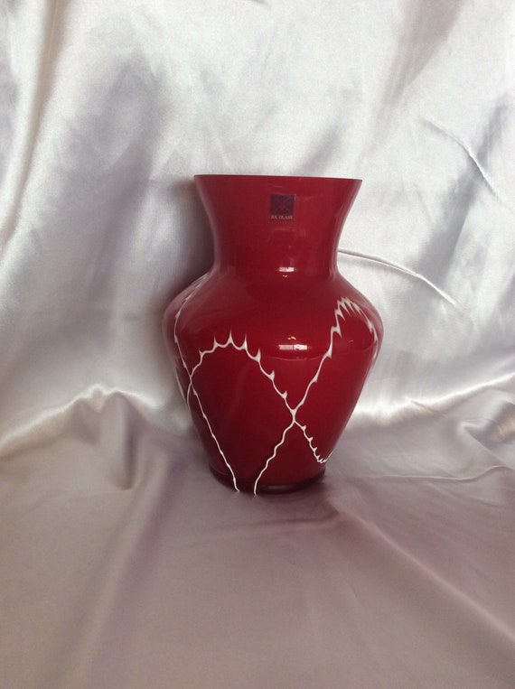Red Glass Vase With Painted White Accent Etsy