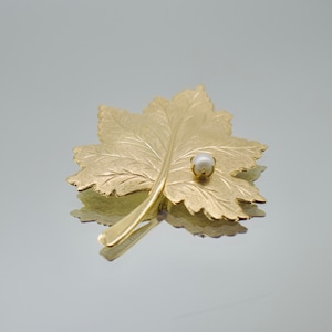 Vintage Sarah Coventry Brooch