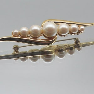 Vintage Monet Brooch