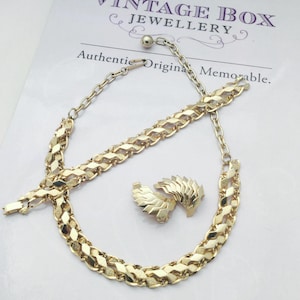 Goldtone 1960&#39;s Demi Parure Set