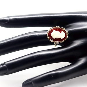 Vintage Cameo Ring