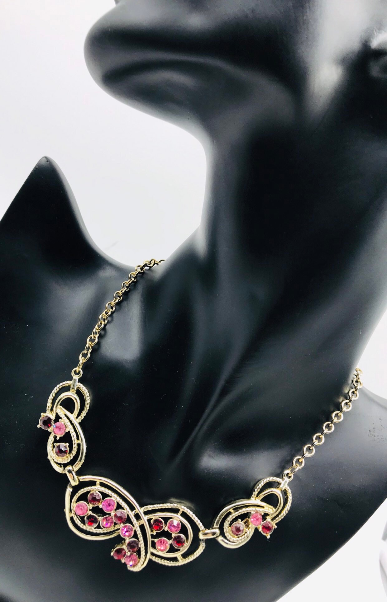 Collier Rétro Large En Strass Rose - Style Vintage, Couleur Argent, Occasion En Bon état