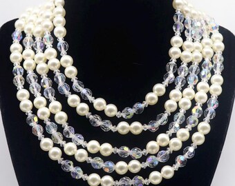 Collier vintage 5 rangs de perles et de cristaux