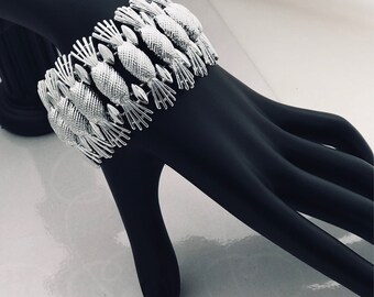 1960&#39;s Sarah Coventry Pineapple Bracelet