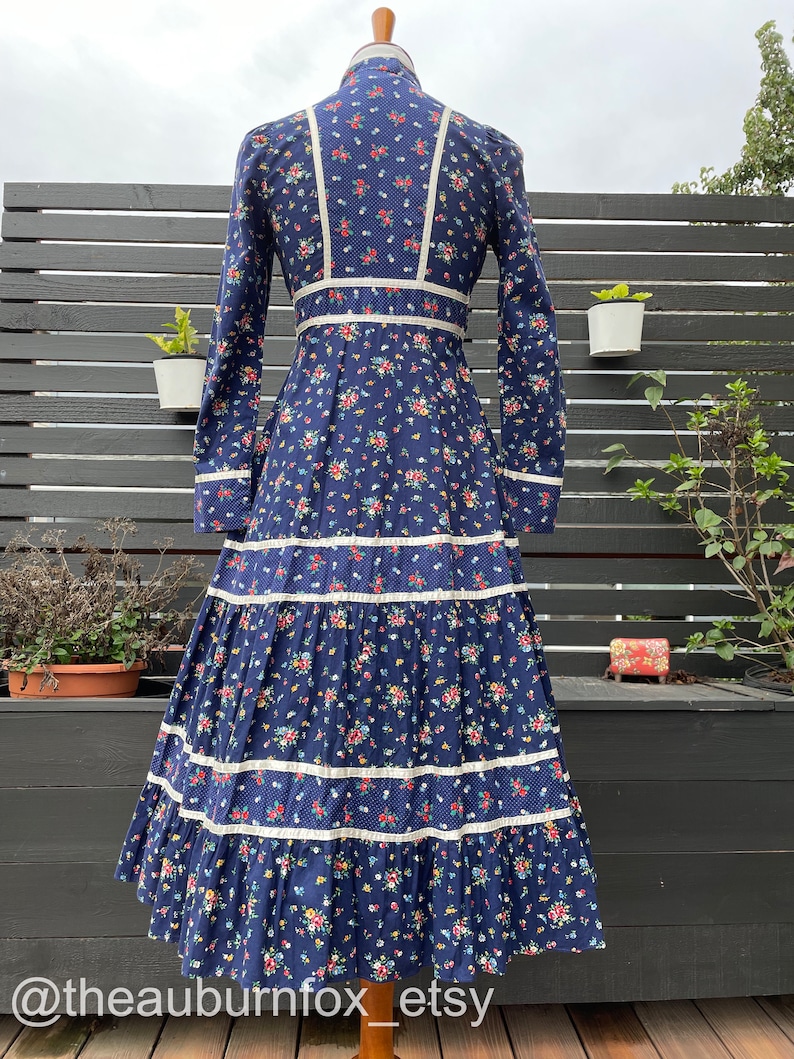 70's Gunne Sax Navy Blue Floral Button Down Midi Dress Sz XS (altered ...