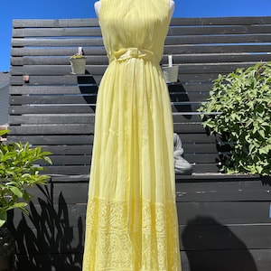70&#39;s Miss Elliott Lemon Yellow Chiffon Maxi Dress Sz S (FLAWS)