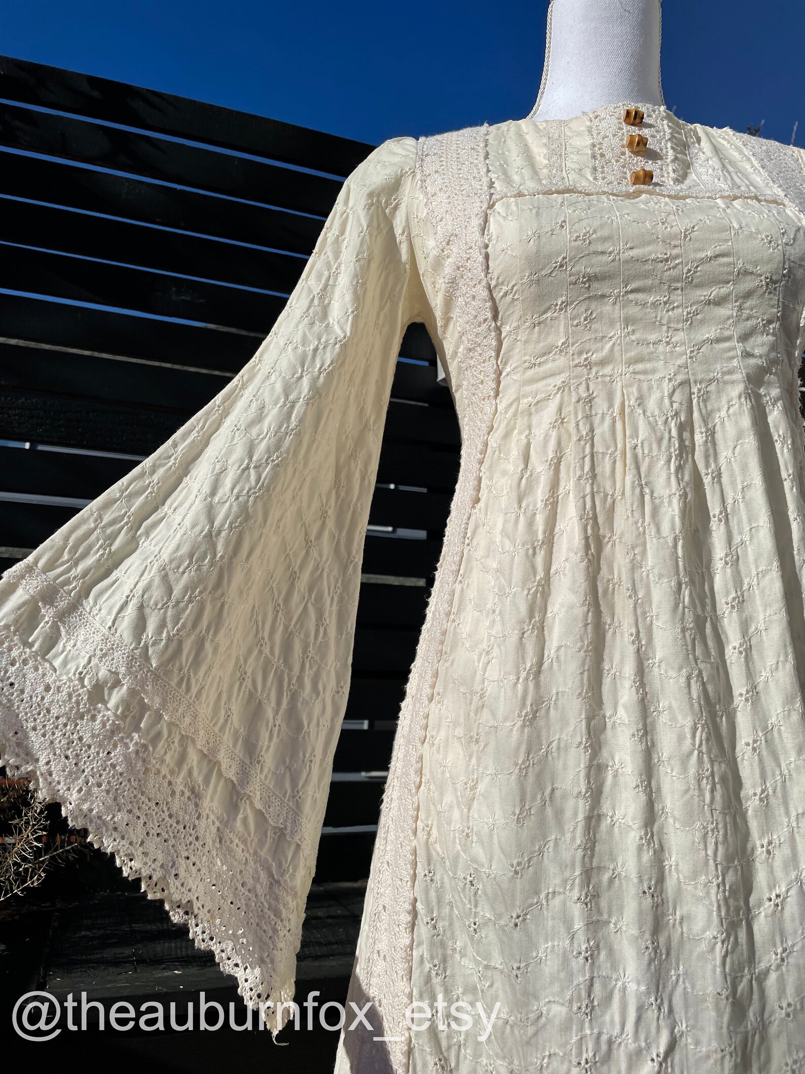 70's off White Eyelet Hippie Maxi Dress With Handkerchief - Etsy