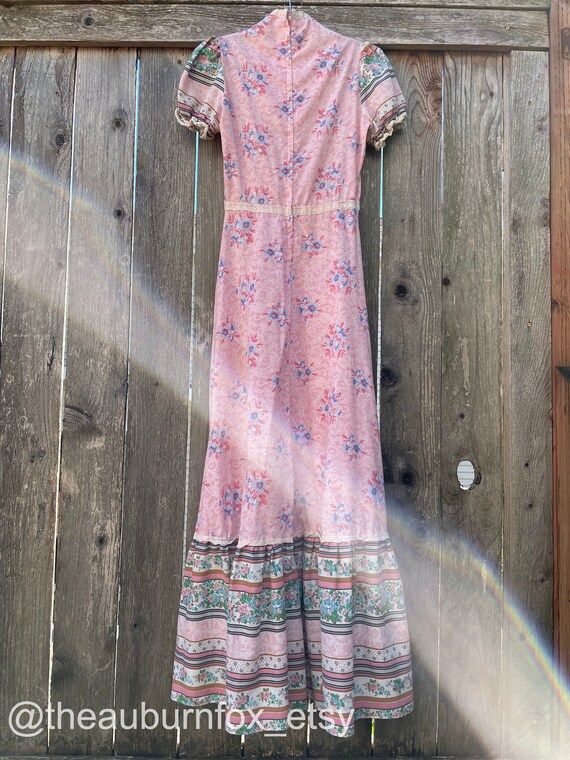 70's Pink Floral Maxi Dress with Faux Lace Print … - image 7