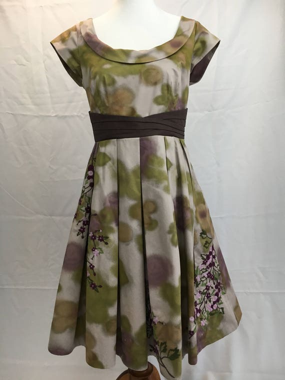 Modern Vintage 50's Style Embroidered Flower Dress - image 1