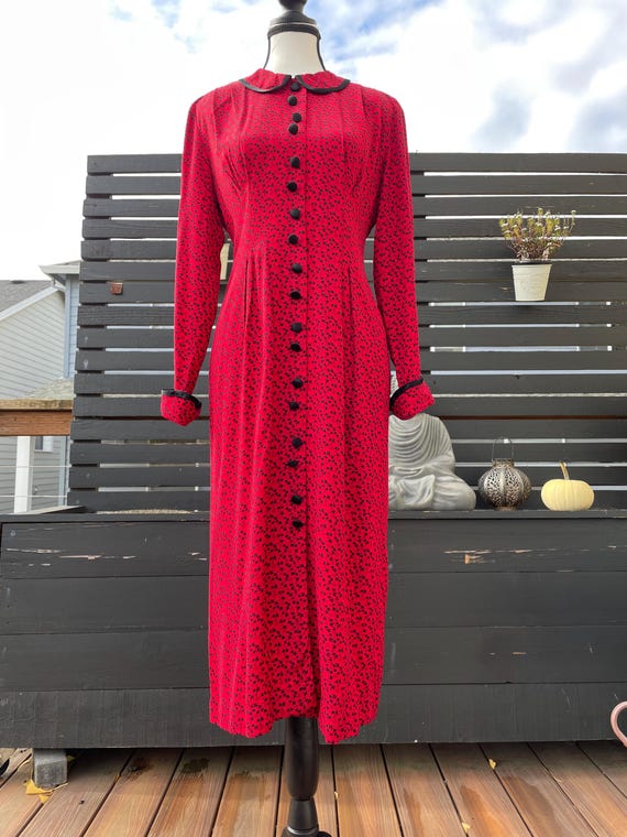 ditsy floral dress red Ditsy Floral Ruffle Mini Dress