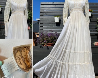 70&#39;s Gunne Sax Cream Maxi Dress with Lace Detail Sz 11