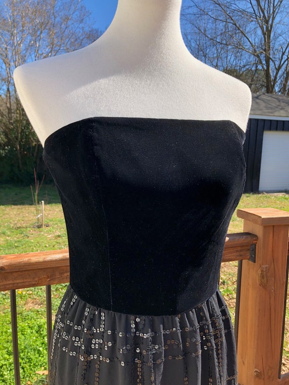 80's Strapless Black Velvet & Sequin Oscar De La … - image 2