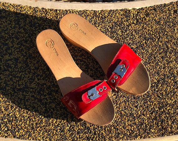 Vintage clogs 1990s / wooden sandals / 90s clogs /