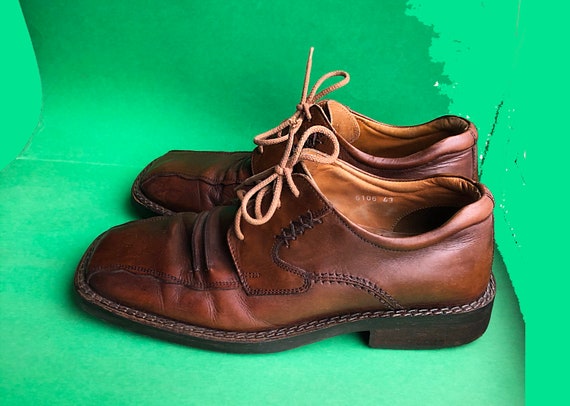 Bata vintage shoes/Y2k shoes/Brown shoes/Leather s