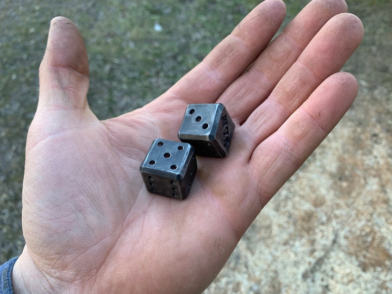 Two Customized Blacksmith Dice Pair of Personalized gift for men. Gift for him. Hand forged, 6th anniversary, iron anniversary. customize. Bild 5