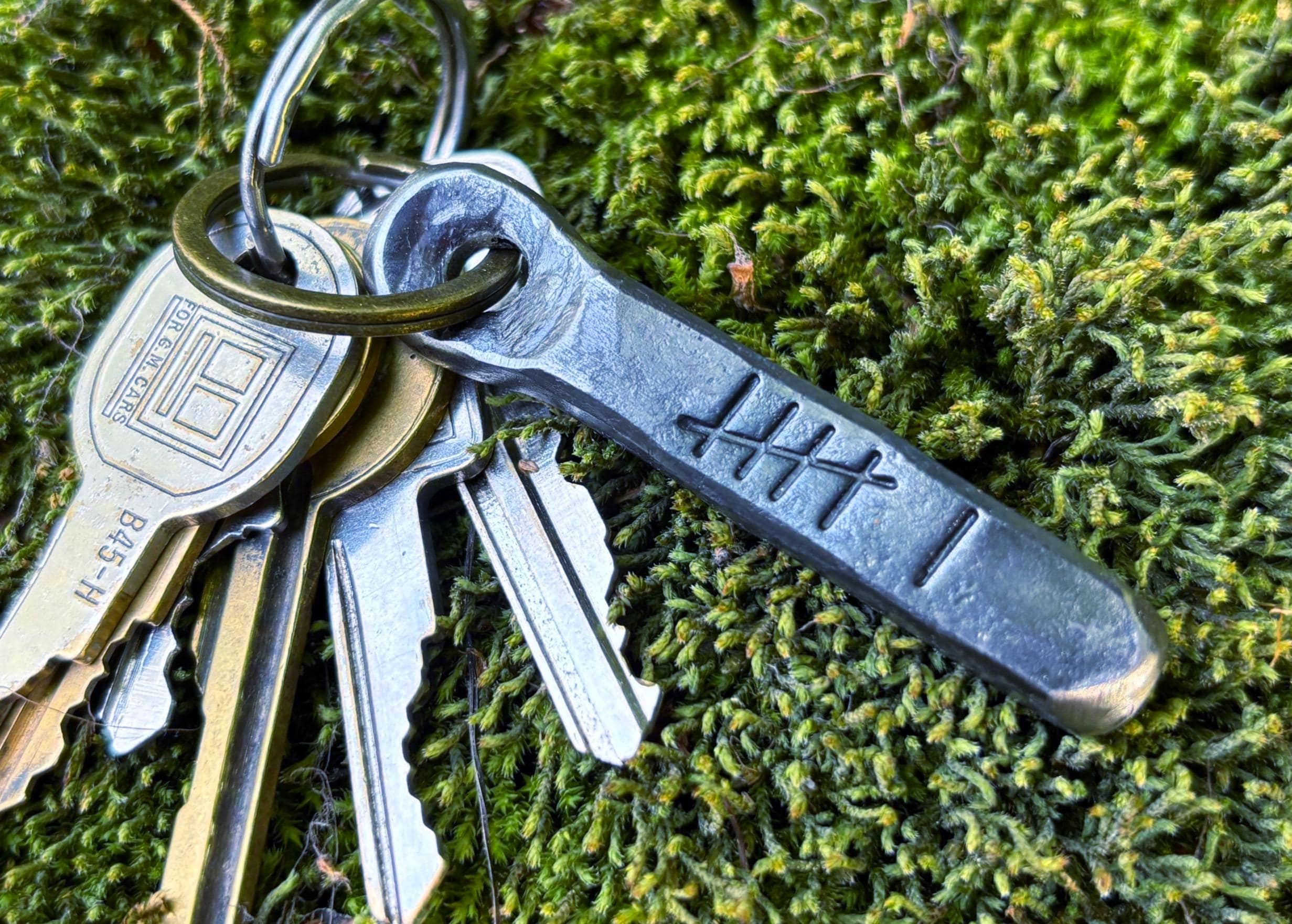 6 Tally Marks Iron Anniversary Key Chain Gift. 6th anniversary iron keychain present steel