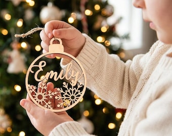 Personalized Christmas Ornament, Custom Christmas Bauble with Name, Personalized Christmas Tree Decoration, Unique Holiday Gift