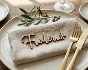 Personalized Wedding Place Cards, Wooden Name Place Settings, Laser Cut Guest Names, Custom Wedding Table Decor  , Custom  Name Place Cards