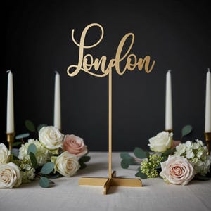 Nombres de mesa para bodas con base, letreros de madera para mesas, palabras personalizadas, ciudades, países, nombres, números de mesa cortados con láser, decoración para centros de mesa