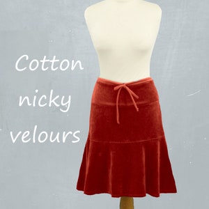 Billowing skirt in cotton velvet