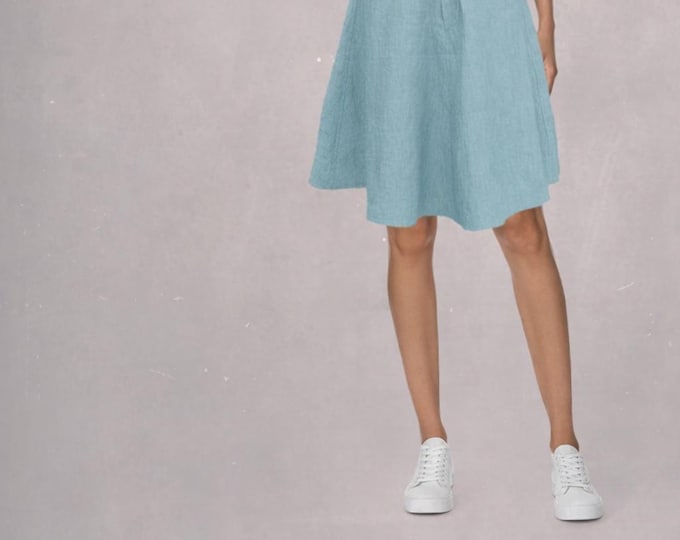 Billowing skirt made of washed linen