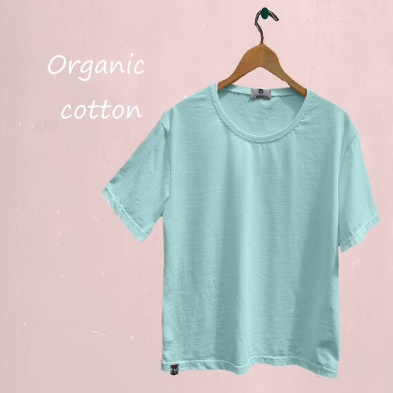 Basic T shirt in linnen- katoen mix / Basic linen- cotton T shirt