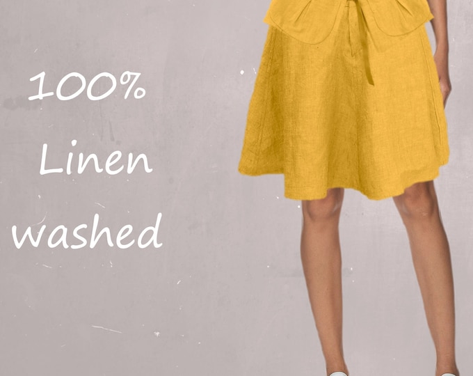 Billowing skirt made of washed linen with separate belt