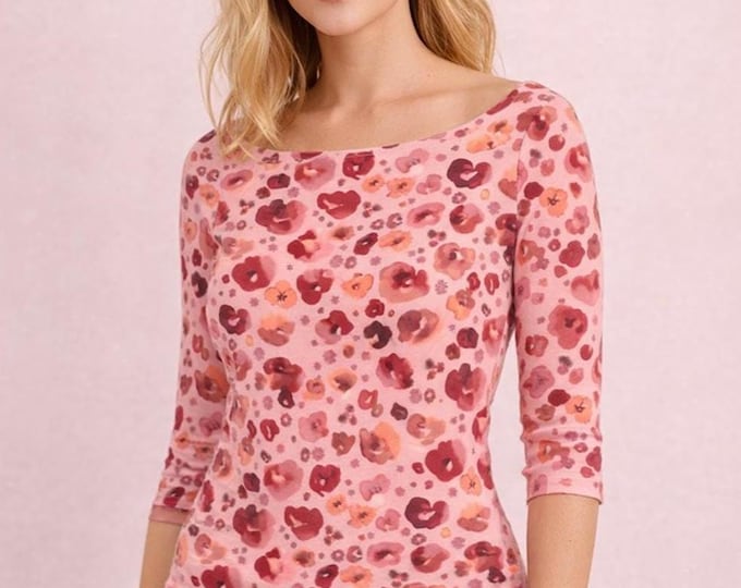 romantic flower printed T shirt with boatneck