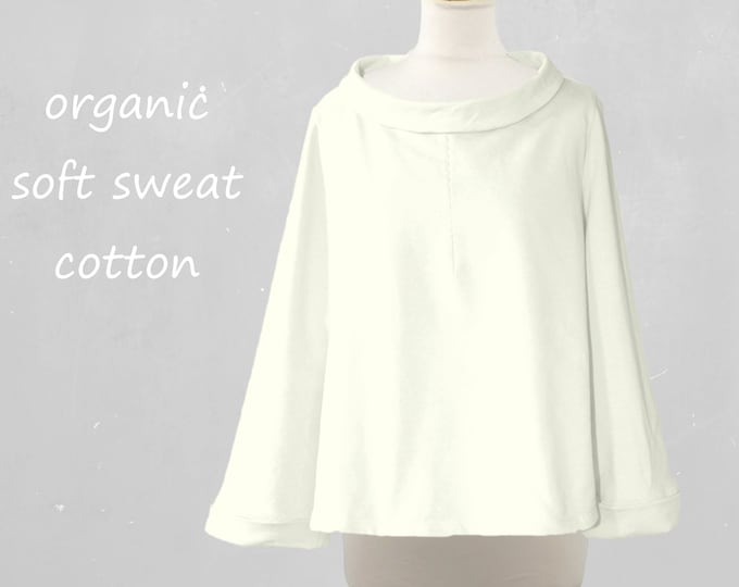 A-line sweater with boatneck made of soft sweat organic cotton