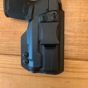 Kydex IWB holster for Sig Sauer p320c with APLc