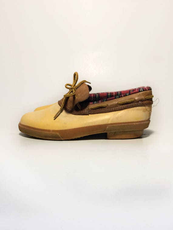 eddie bauer duck boots