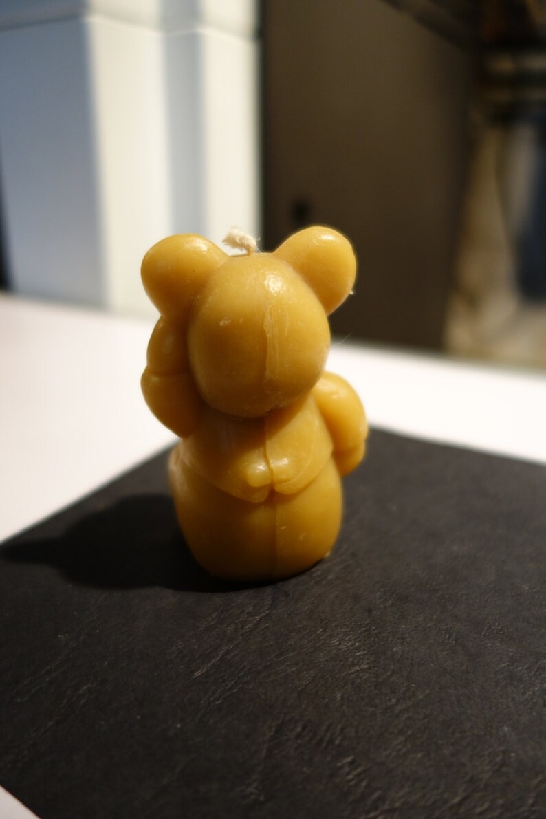 natural bee wax candle sitting bear image 2