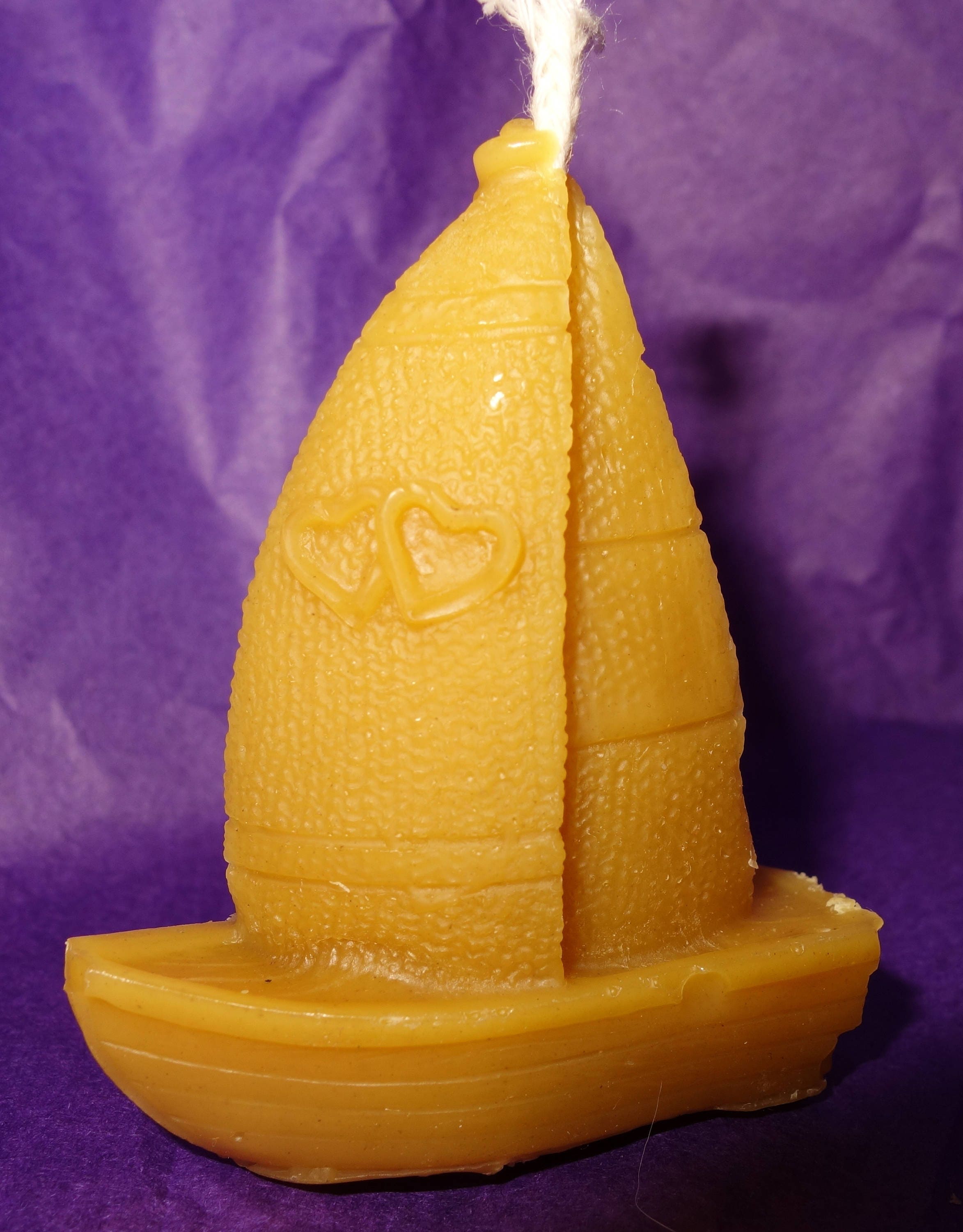 Bougie en Pure Cire d'abeille - Voilier