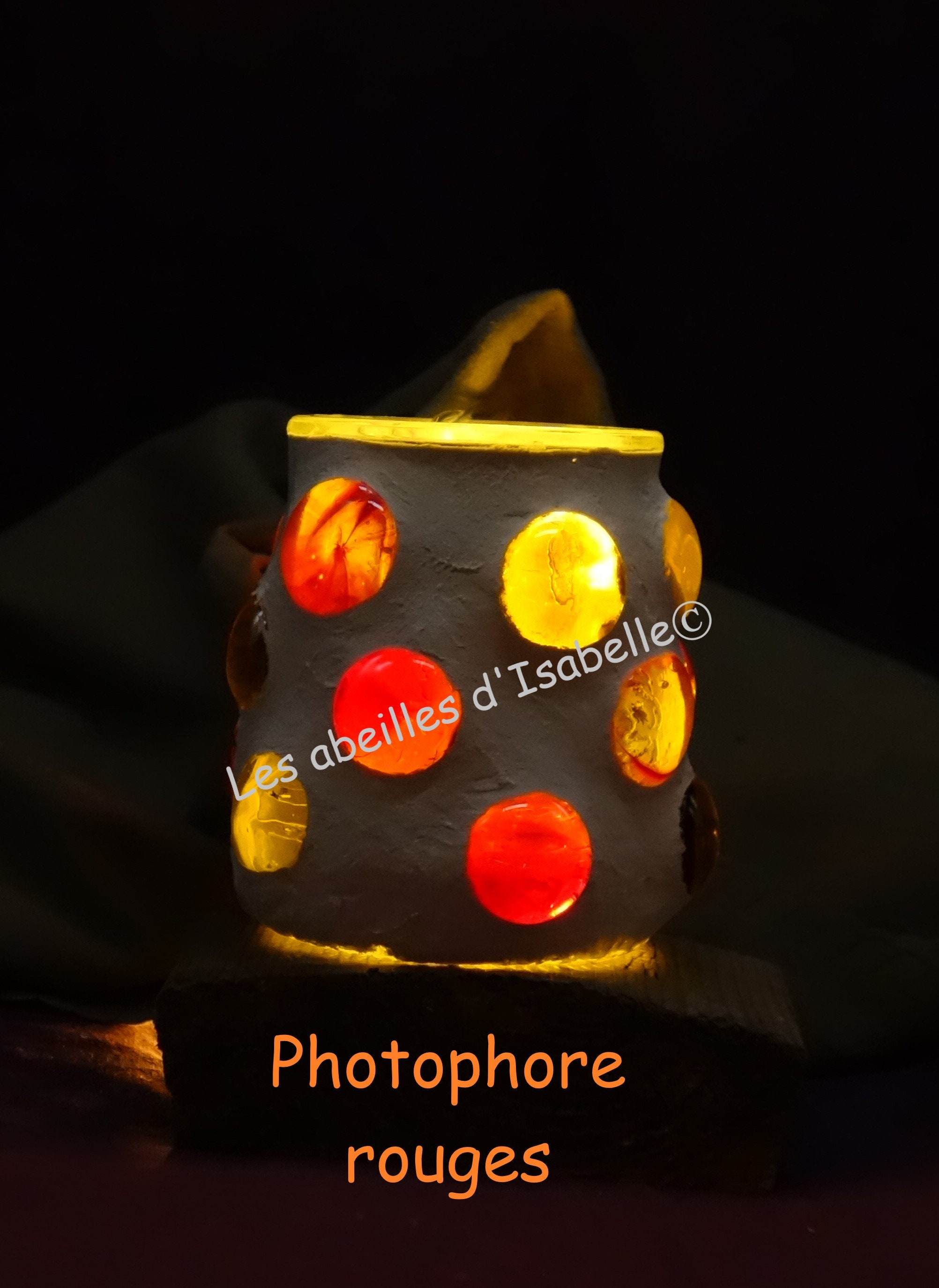 Photophore Mosaïque Galets Japonais Rouges avec Sa Bougie en Pure Cire d'abeille