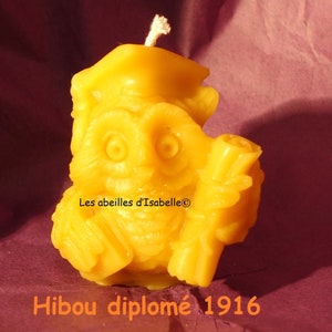 Candle in pure natural beeswax &quot;graduated owl&quot;