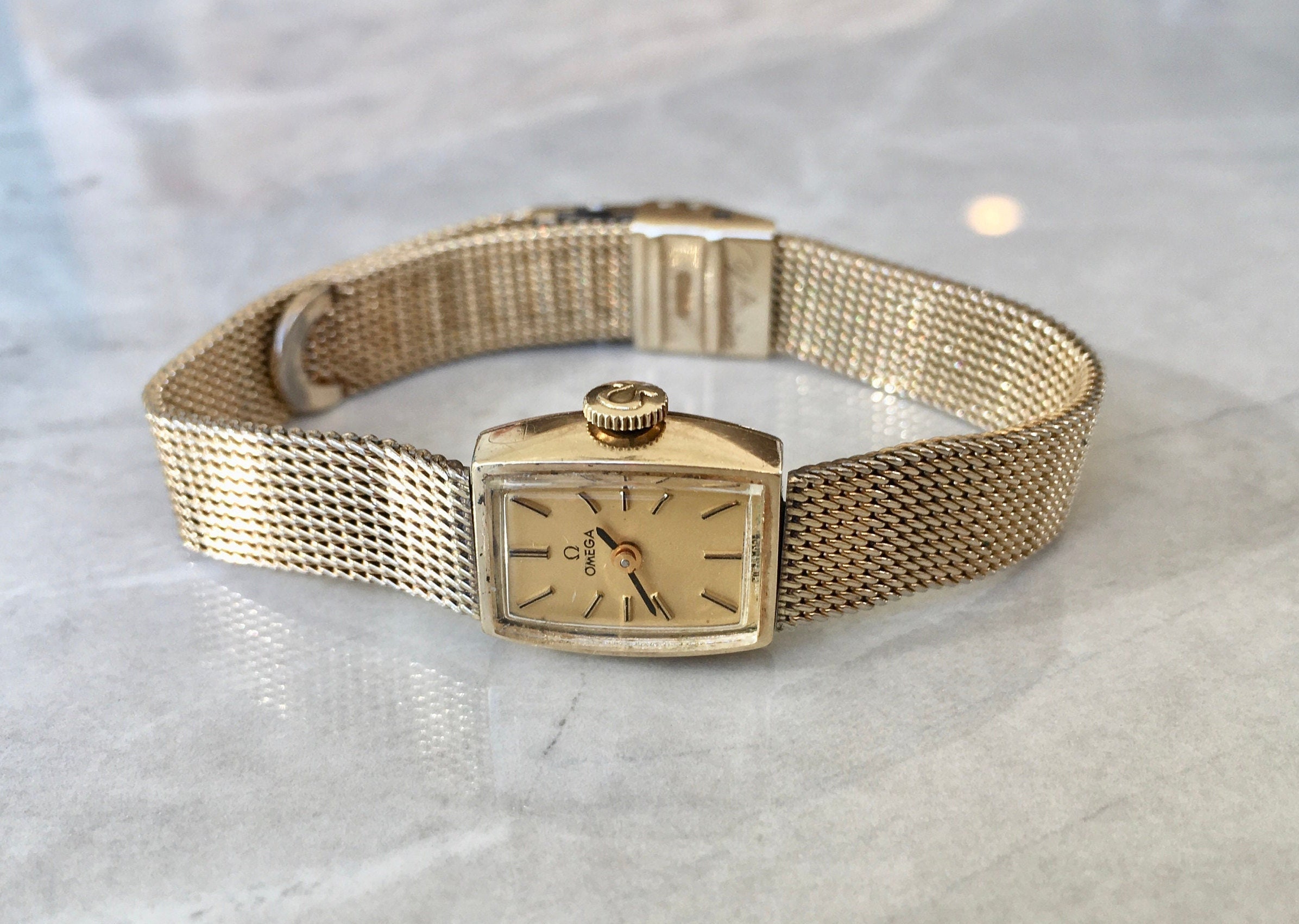 Top more than 151 omega gold bracelet watch