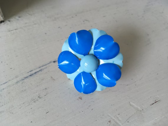 Vintage blue enamel flower ring mod 60's 70's era… - image 7