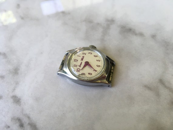 Vintage Snow White Watch bezel broken runs interm… - image 6