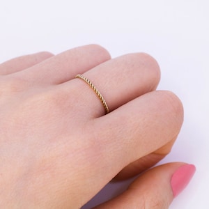 Dainty Gold Rope Ring, Gold Filled Ring, Gold Stacking Ring, Non Tarnish Ring, Promise Ring, Minimalist Gold Jewelry