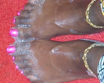 Pretty Redbone Feet