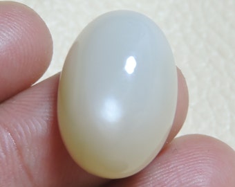 White Moonstone 14 Carats 1 PC Natural White Moonstone Smooth Polished Oval Cabochons Size - 18X13 MM