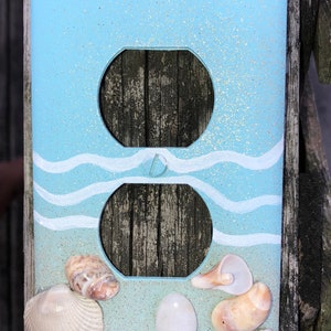 Beach Walk Outlet Plate