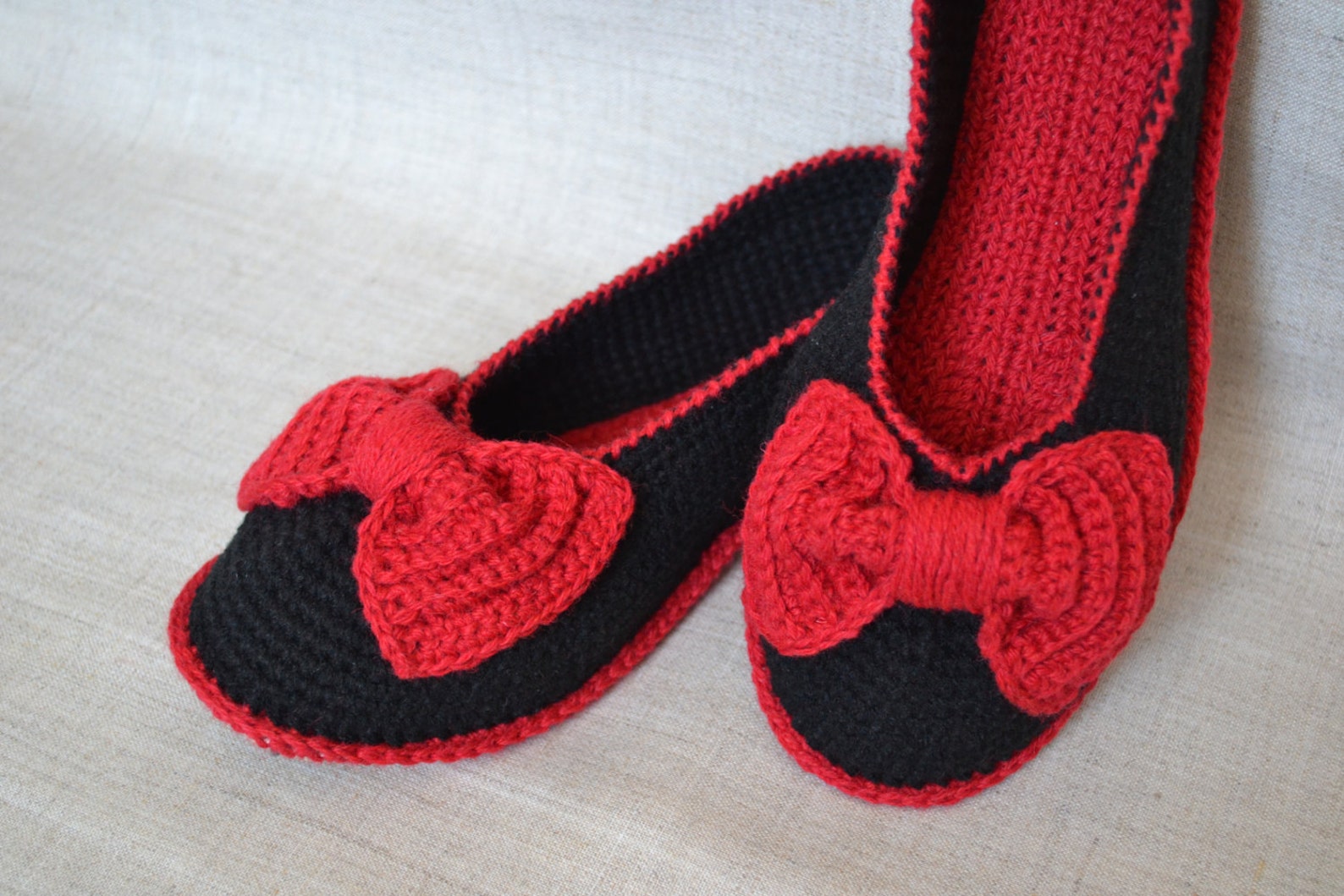 black slippers. knitted ballet shoes. knitting. women's knitted slippers. knitted socks. slippers for youth. slippers, socks